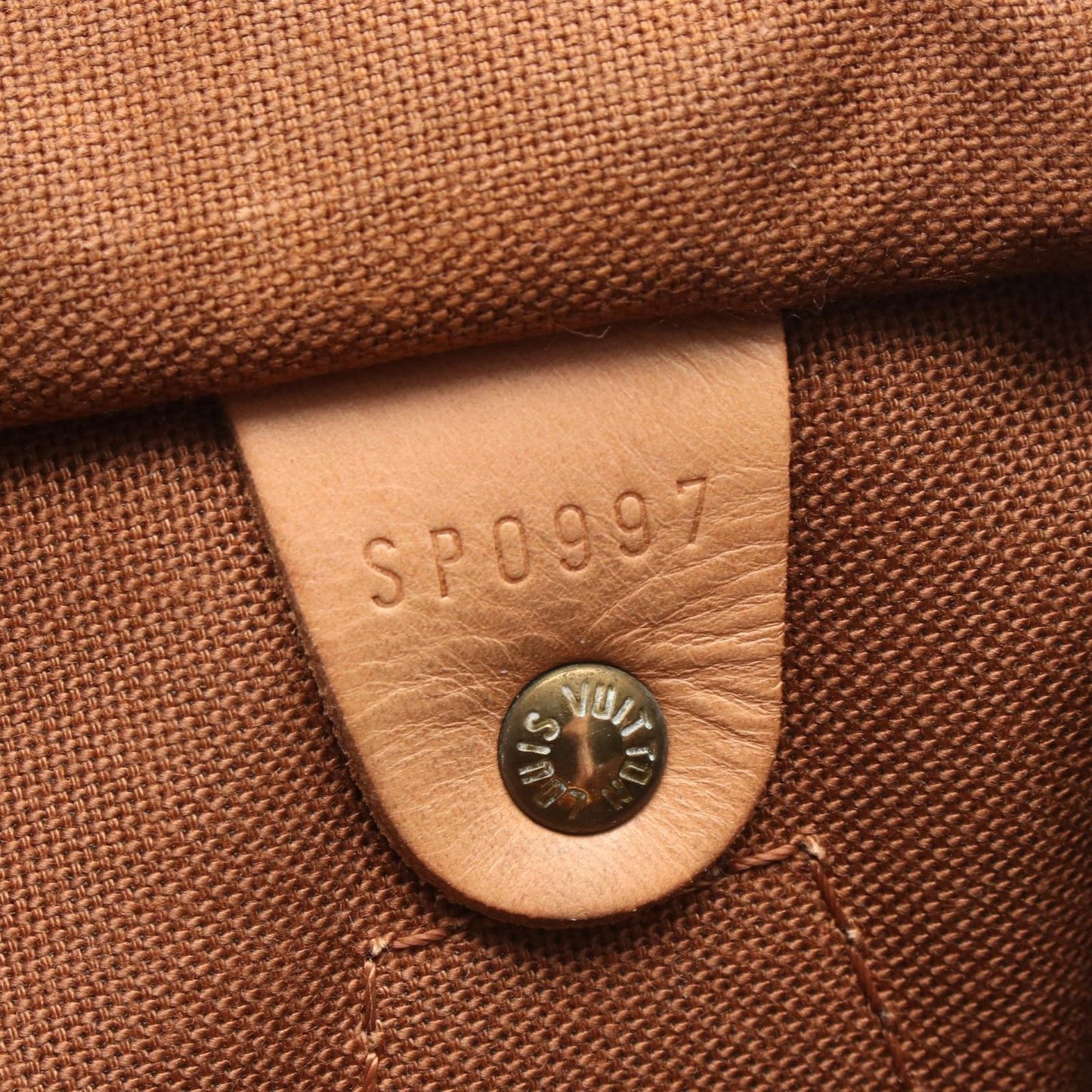 Louis Vuitton Monogram Speedy 30 Handbag - Timeless Elegance