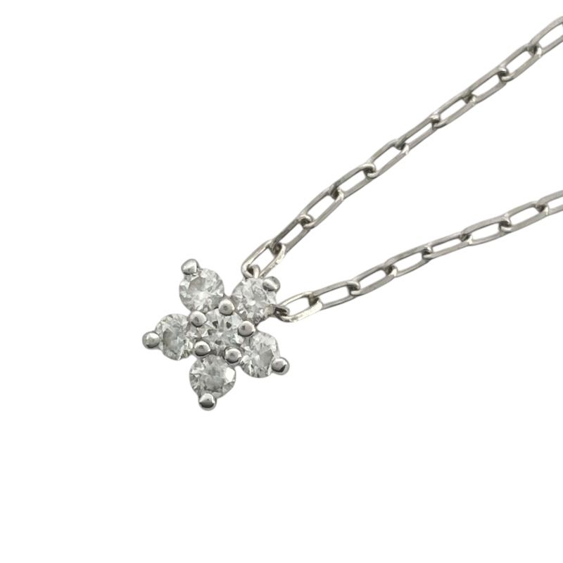 MIKIMOTO K18 Diamond Necklace in White Gold - Timeless Elegance