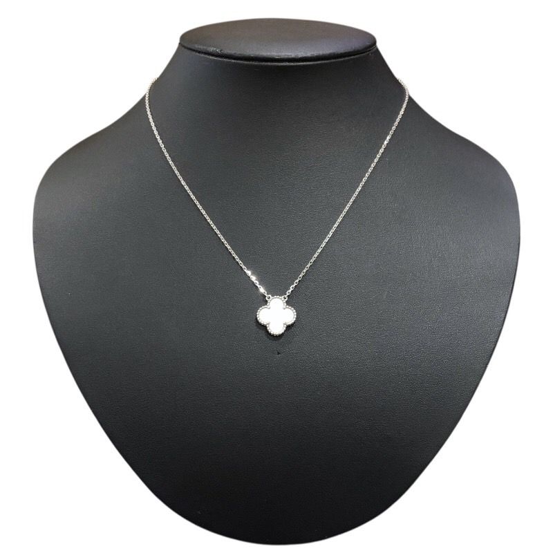 Van Cleef & Arpels Vintage Alhambra Necklace in 750WG & MOP