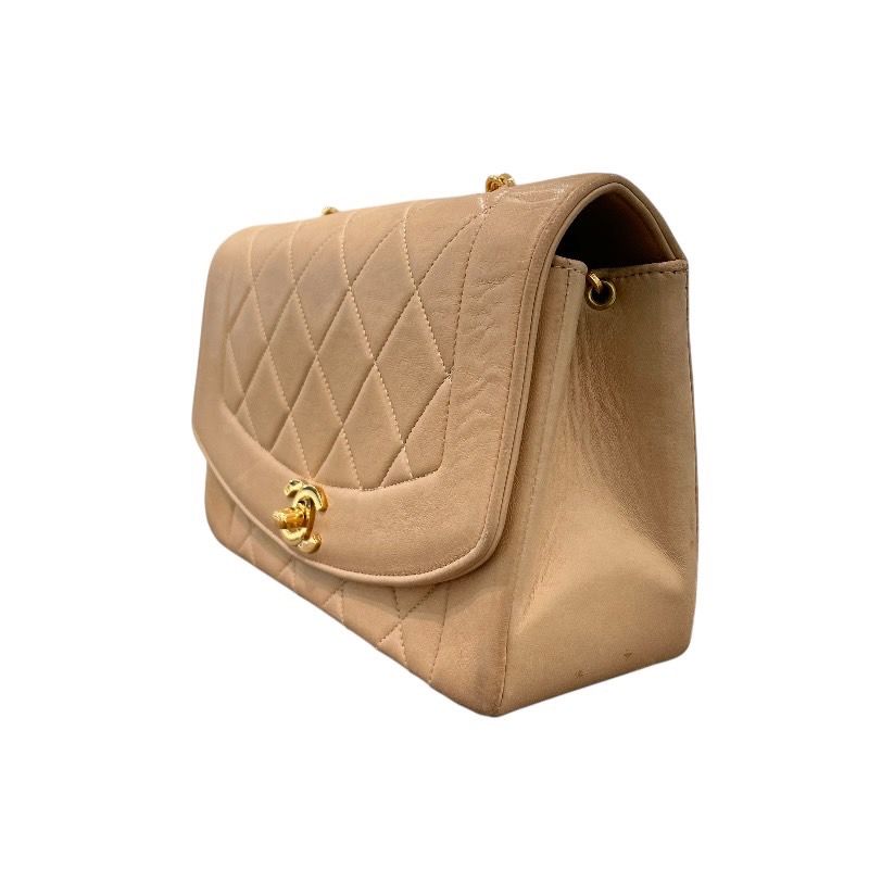 CHANEL Diana 22 Beige & Gold Lambskin Shoulder Bag