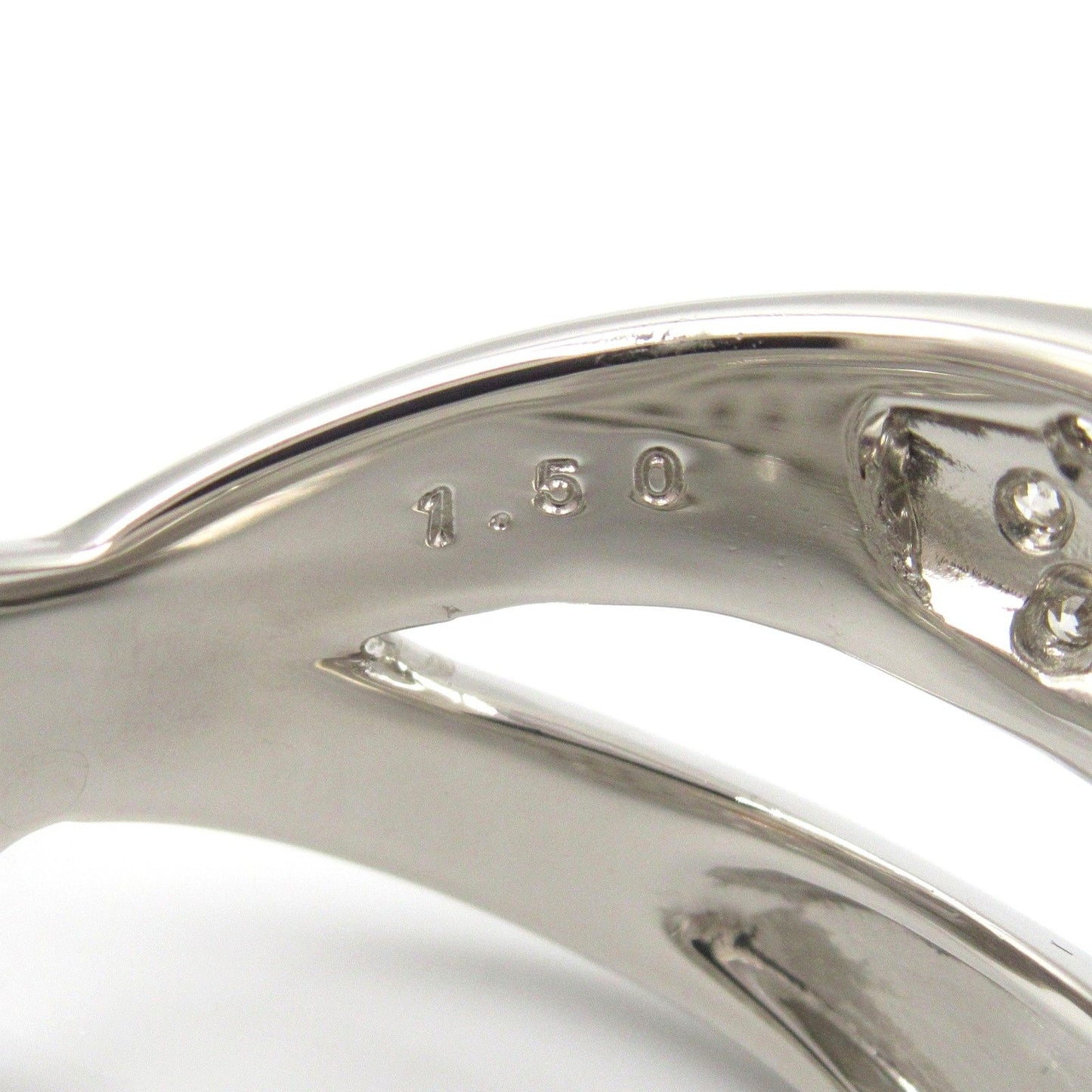 Exquisite JEWELRY Diamond Ring in Platinum - 1.50ct Luxury