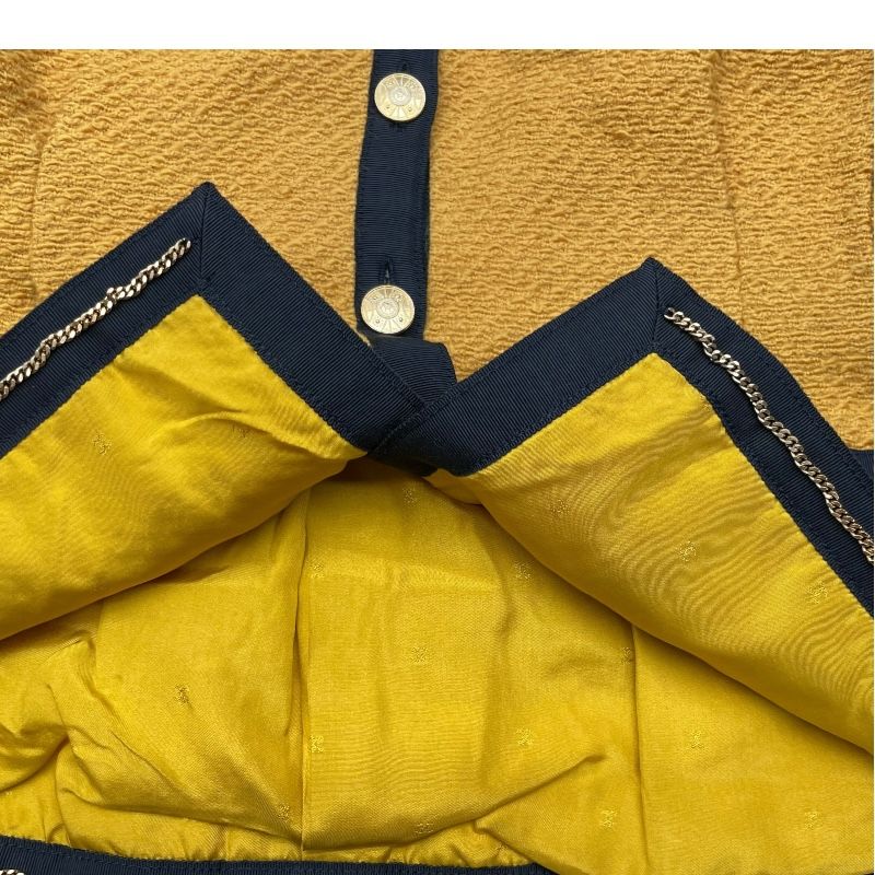 CHANEL Vintage No-Collar Tweed Jacket in Yellow - Timeless Elegance
