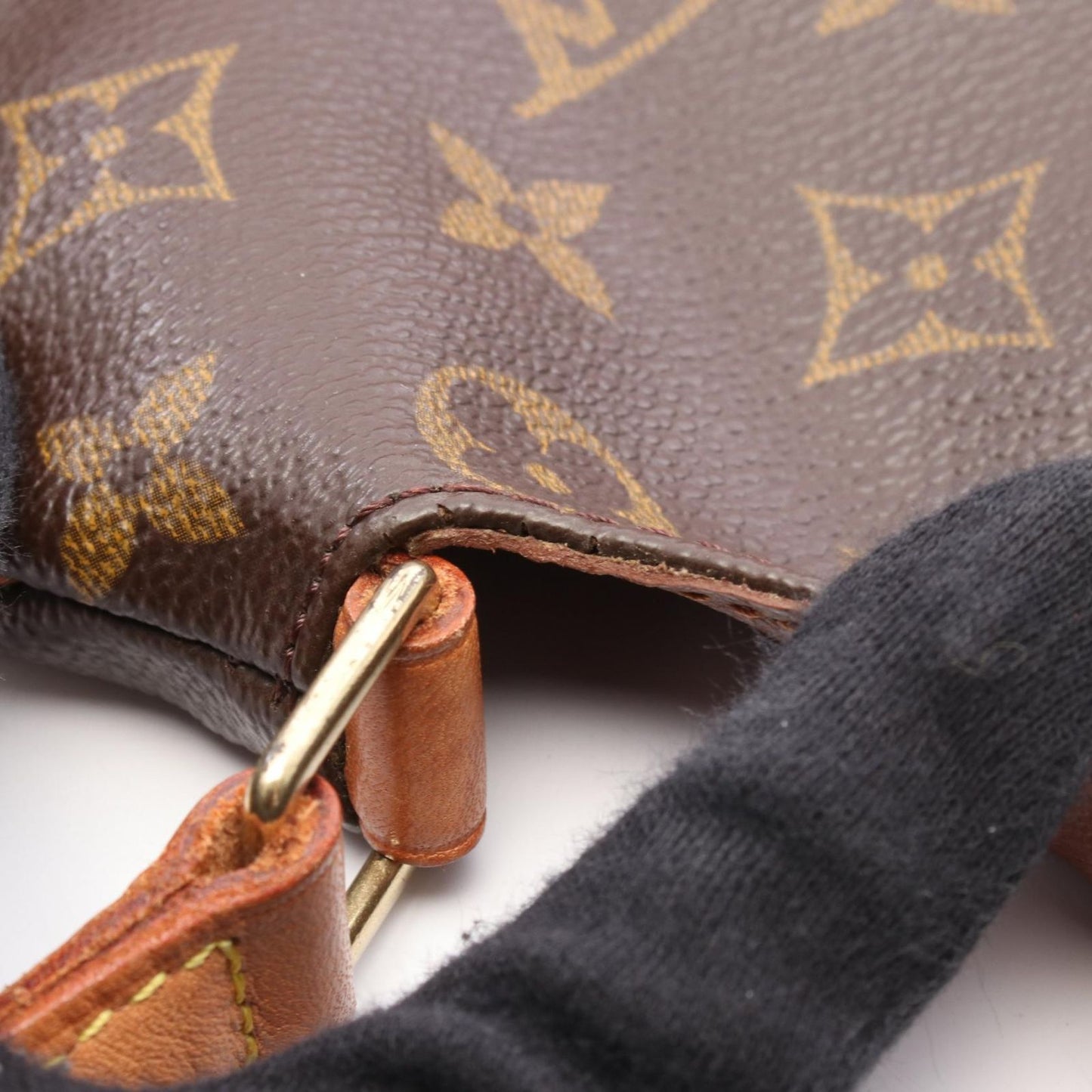 Louis Vuitton Monogram Musette Salsa Shoulder Bag - Timeless Elegance