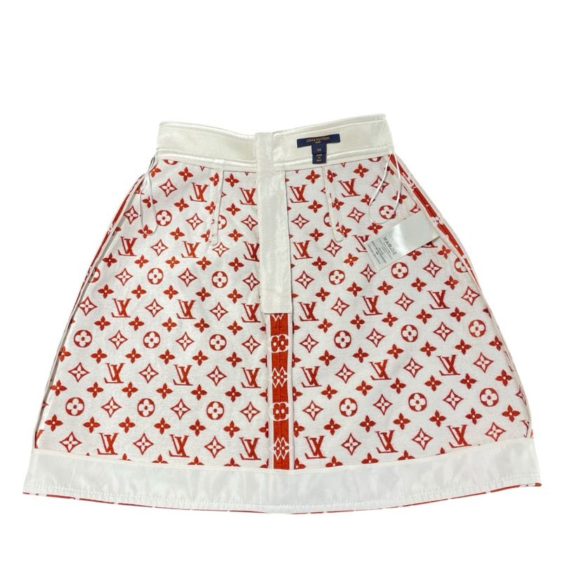 Louis Vuitton Monogram Red Skirt - Exquisite Craftsmanship