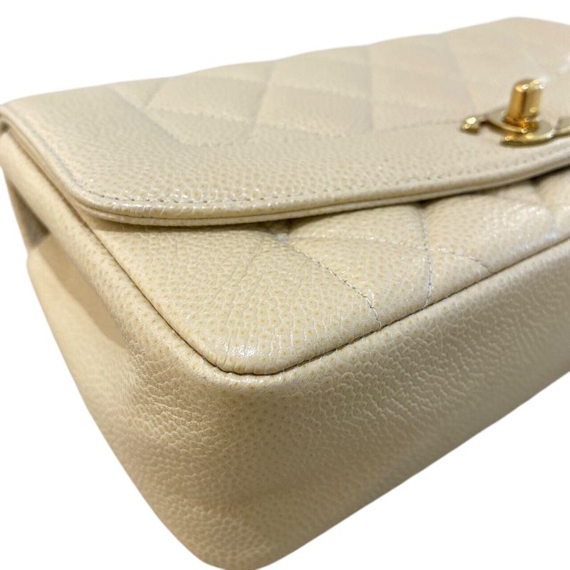 CHANEL Diana 22 Beige Caviar Skin Shoulder Bag with Gold Hardware