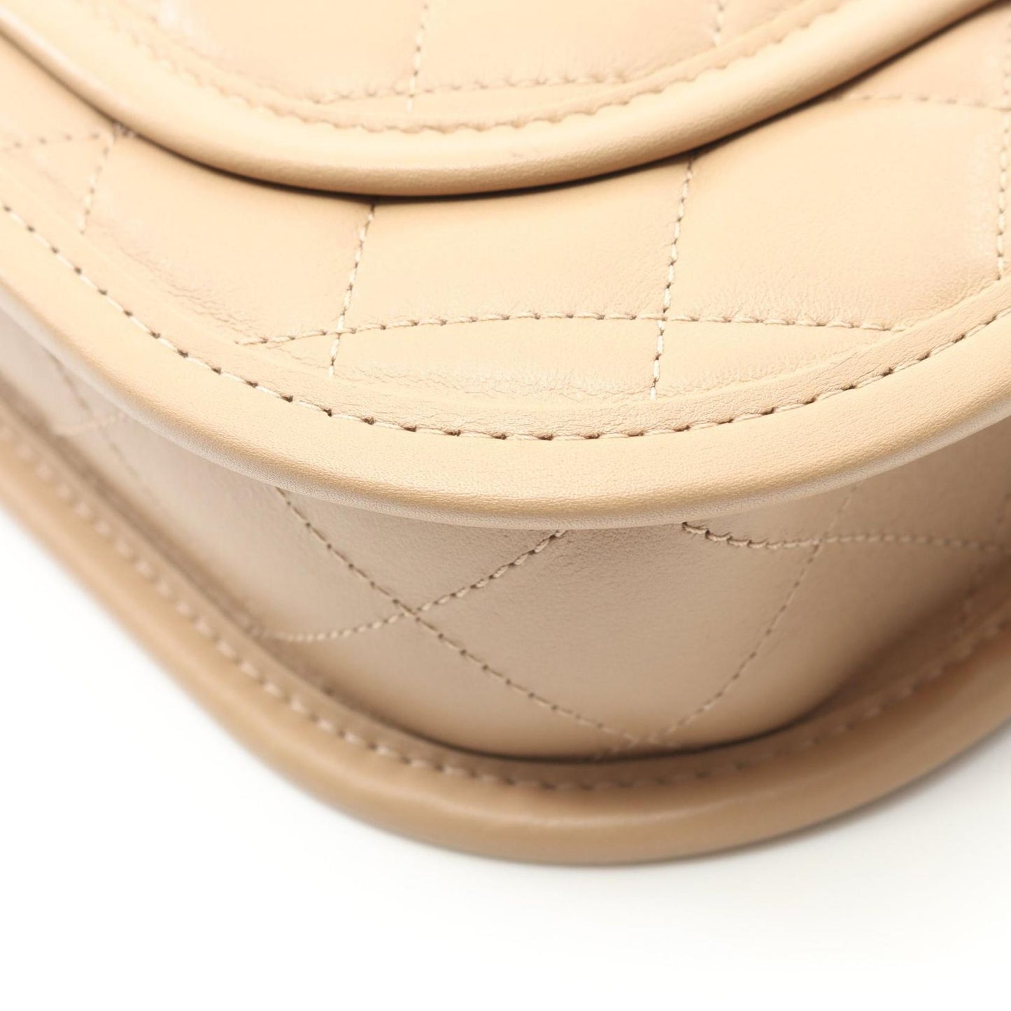 CHANEL Matelassé Beige Leather Shoulder Bag AS4666 - Timeless Elegance