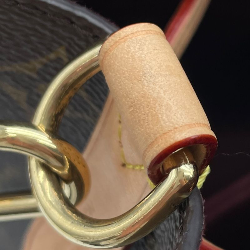 Louis Vuitton NeoNoe BB M46581 Monogram Canvas Shoulder Bag