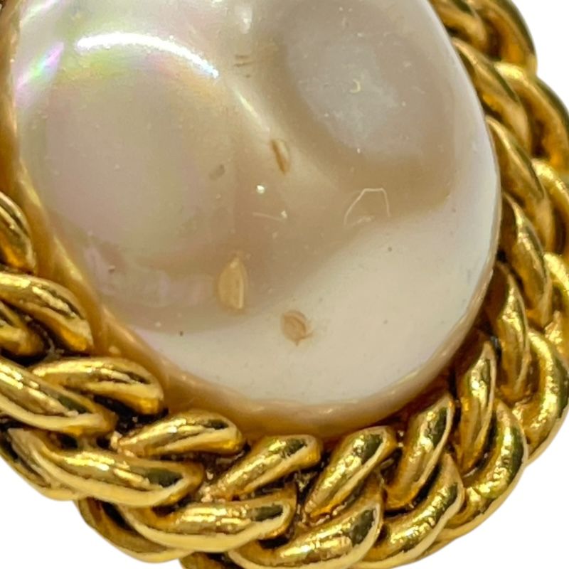 CHANEL Pearl Earrings in Gold - Exquisite Luxury Jewelry