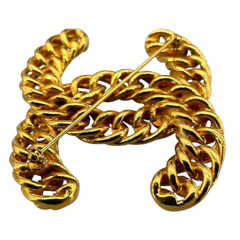 CHANEL Large Coco Chain Brooch in Gold - Timeless Elegance