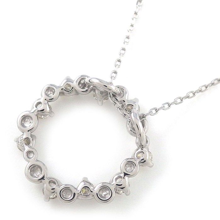 Exquisite Round Diamond Necklace in Platinum - 0.25ct