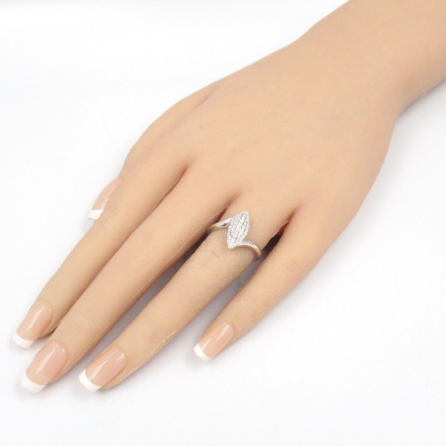 Exquisite K18WG Diamond Ring - 0.30ct Elegance for Women