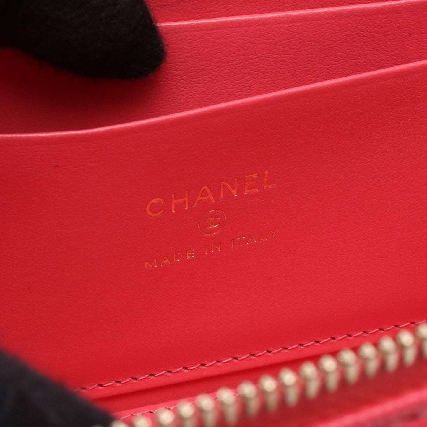 CHANEL Matelassé Vanity Shoulder Bag in Pink Caviar Leather