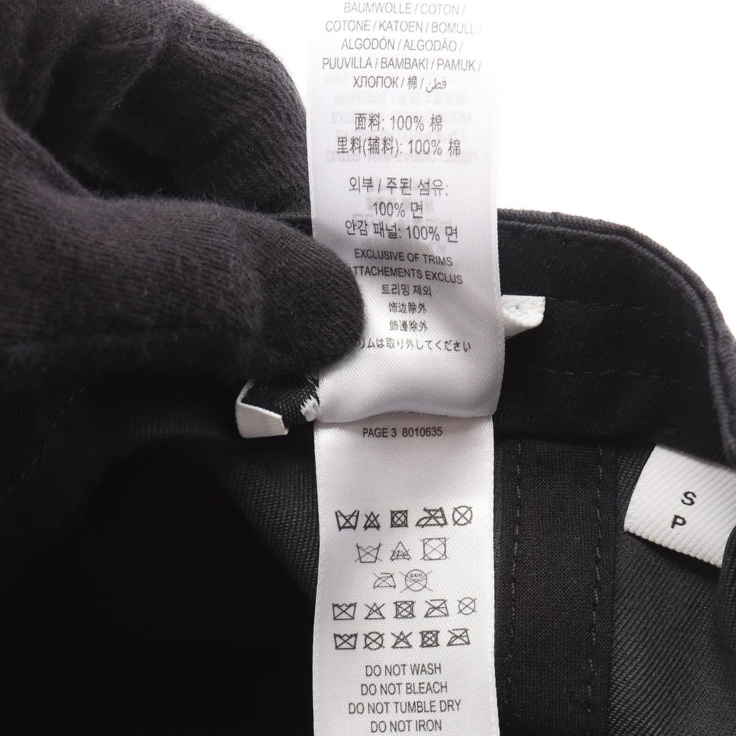 BURBERRY London England Black Baseball Cap - Unisex Luxury Accessory