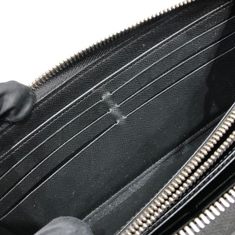 Louis Vuitton Zippy Wallet M61857 in Noir Epi Leather - Men's Luxury