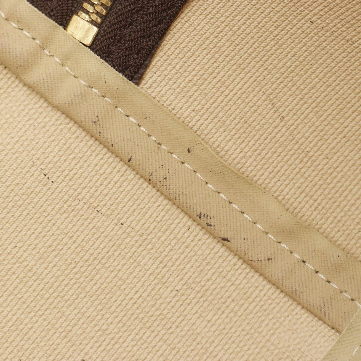 Louis Vuitton Exquision Handbag M41450 - Timeless Elegance