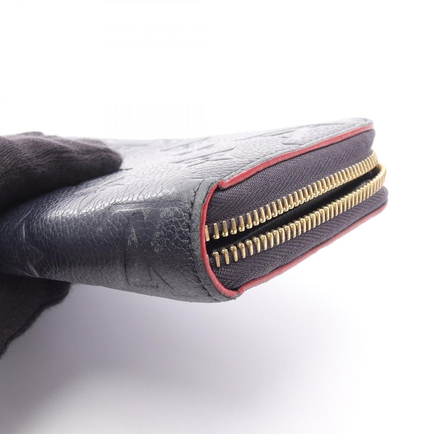 Louis Vuitton Zippy Wallet in Marine Rouge - Exquisite Craftsmanship