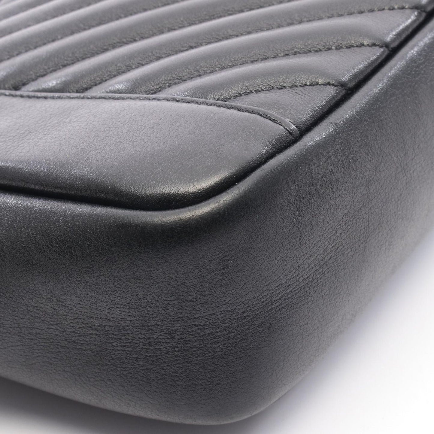 CHANEL V-Stitch Chevron Shoulder Bag in Black Lambskin