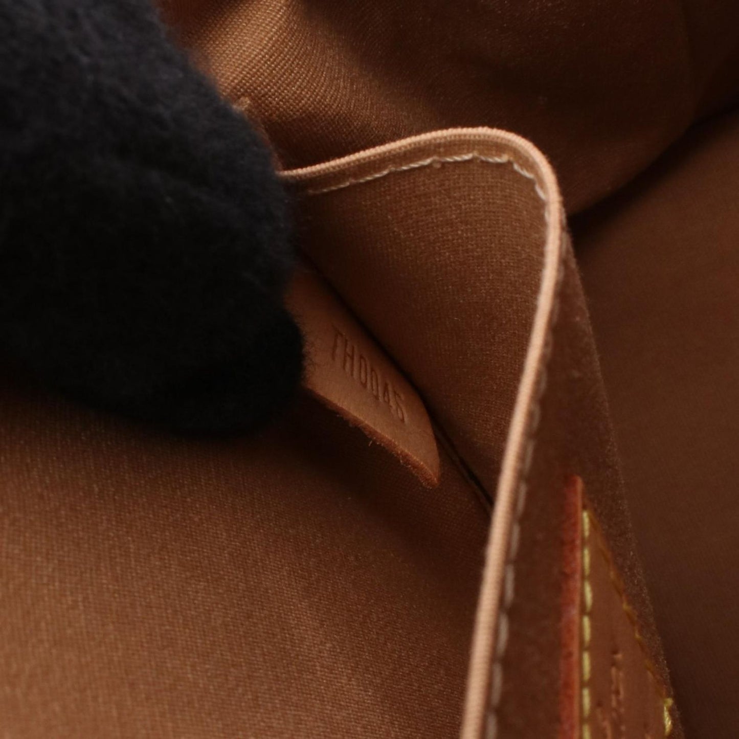 LOUIS VUITTON Biscayne Bay PM Monogram Vernis Peppermint Shoulder Bag