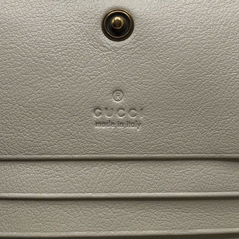 GUCCI GG Marmont Compact Wallet in Ivory & Navy Leather