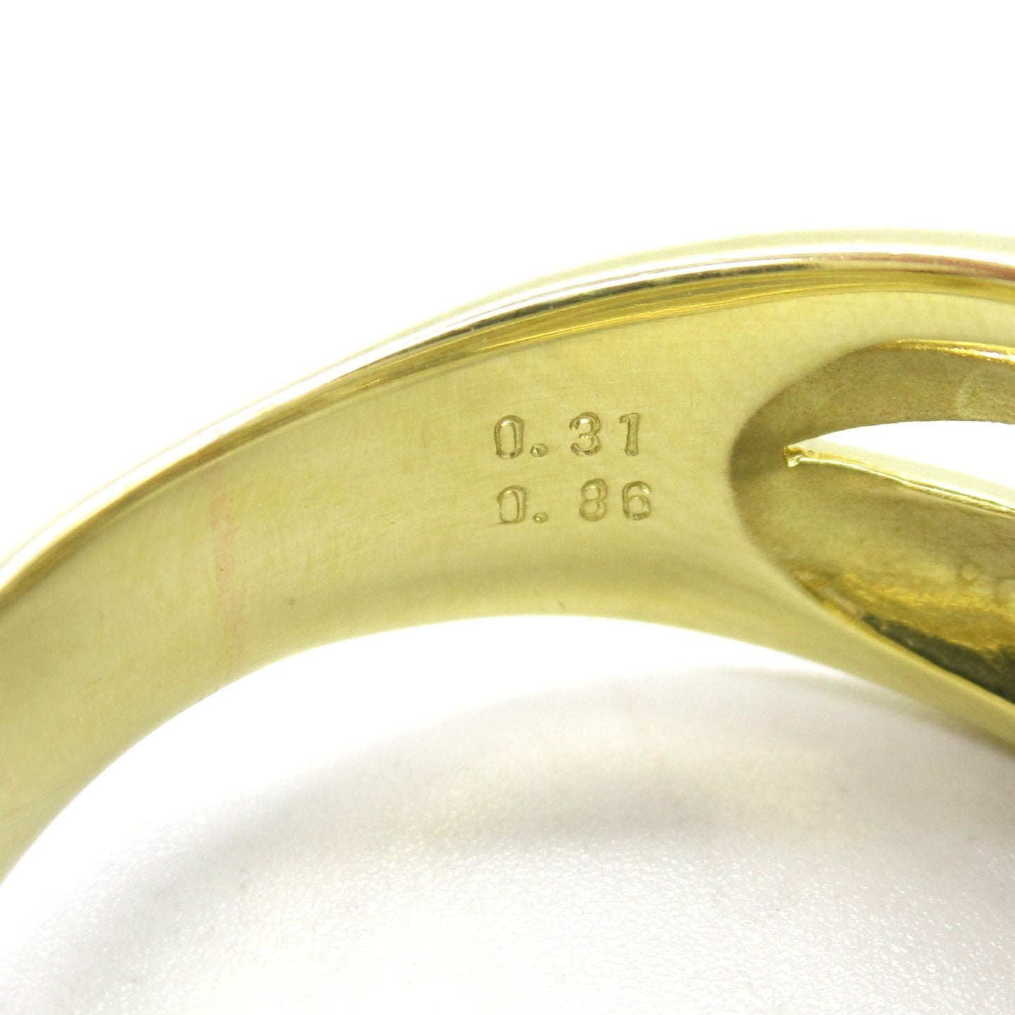 Exquisite K18 Yellow Gold Diamond Ring - Timeless Elegance