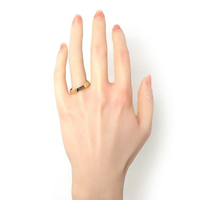 GUCCI Hammered Finish GG Logo Ring in 18K Yellow Gold - Size 26