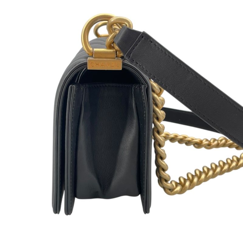 CHANEL Boy Chanel 20 V-Stitch Black Lambskin Shoulder Bag
