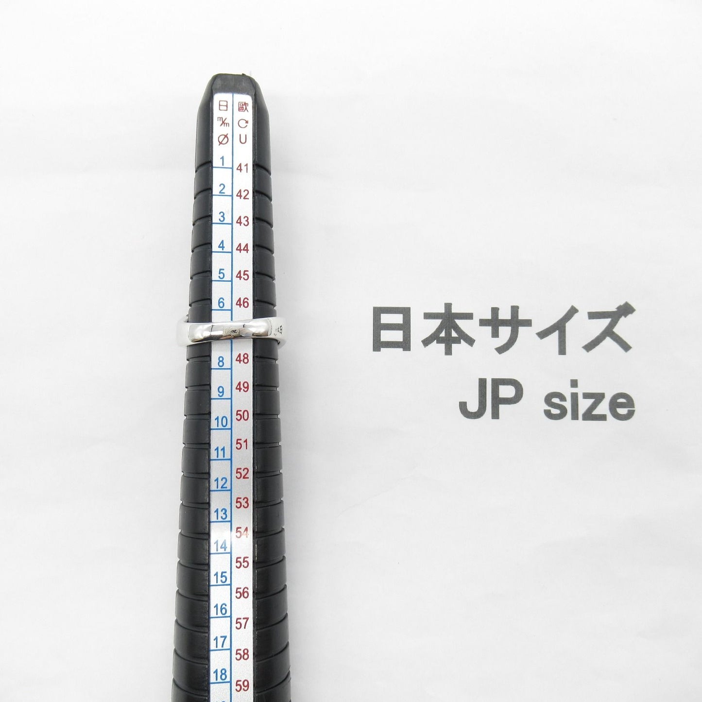 Exquisite Ruby and Diamond Ring in K18 White Gold