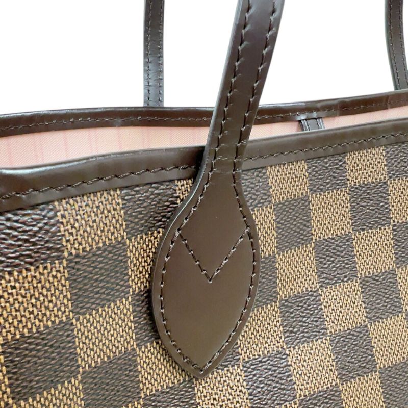 Louis Vuitton Neverfull MM in Rose Ballerine with Gold Hardware