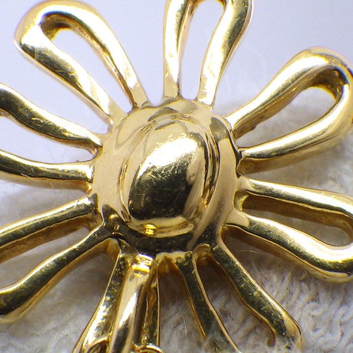 Tiffany & Co. Daisy Flower Motif Necklace in K18 Yellow Gold