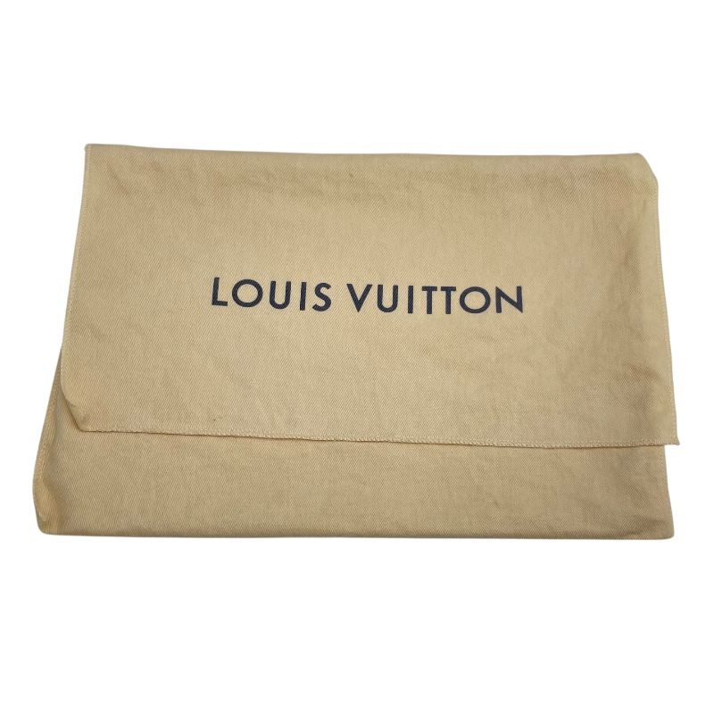 Louis Vuitton Pochette Volga M53551 in Powder White Monogram Empreinte