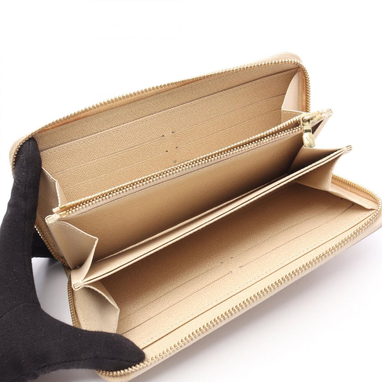 Louis Vuitton Damier Azur Zippy Wallet - Timeless Elegance