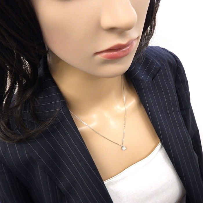 Exquisite 0.571ct Round Brilliant Cut Diamond Necklace in Platinum