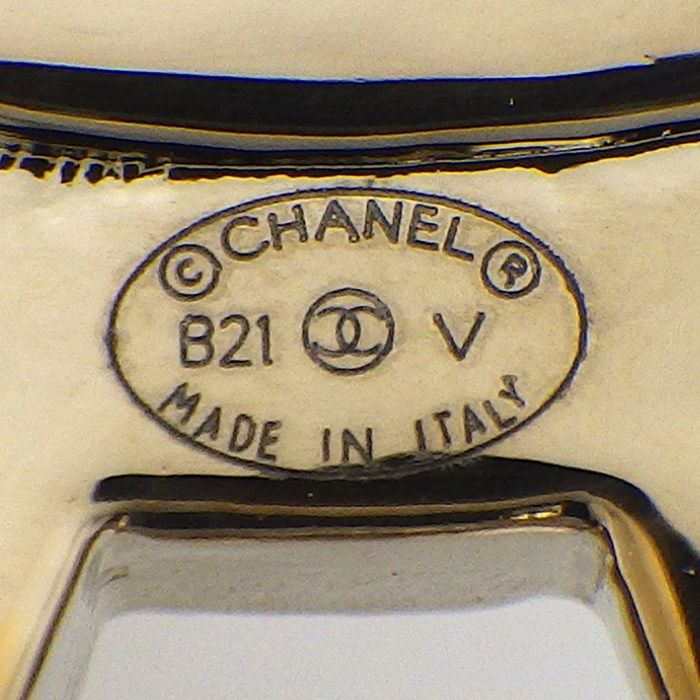 CHANEL Coco Mark Bow Brooch with Rhinestones - Exquisite Craftsmanship