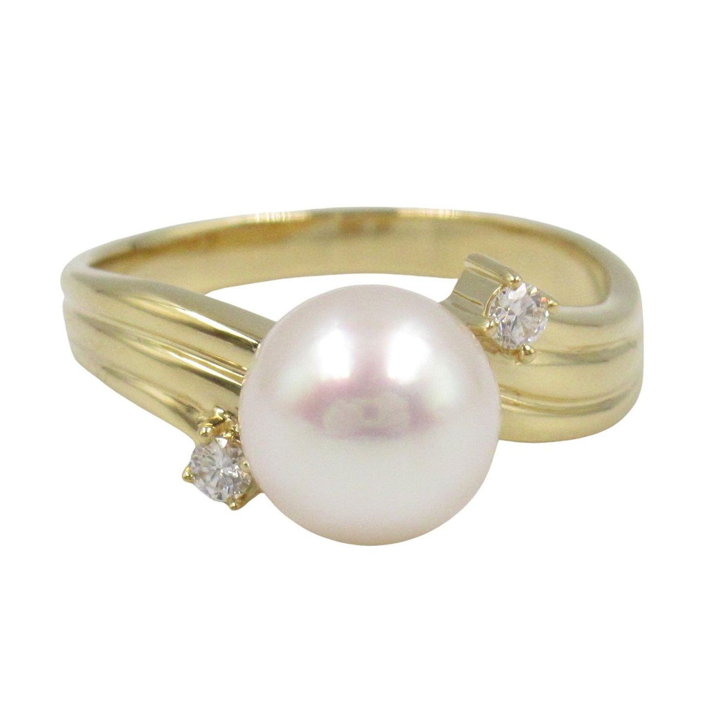 TASAKI Pearl and Diamond Ring in 18K Yellow Gold - Size 9