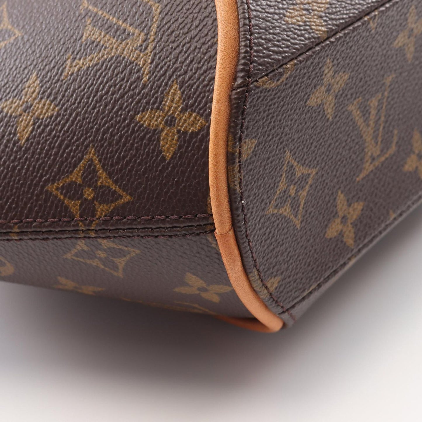 Louis Vuitton Ellipse PM Handbag - Timeless Elegance in Brown