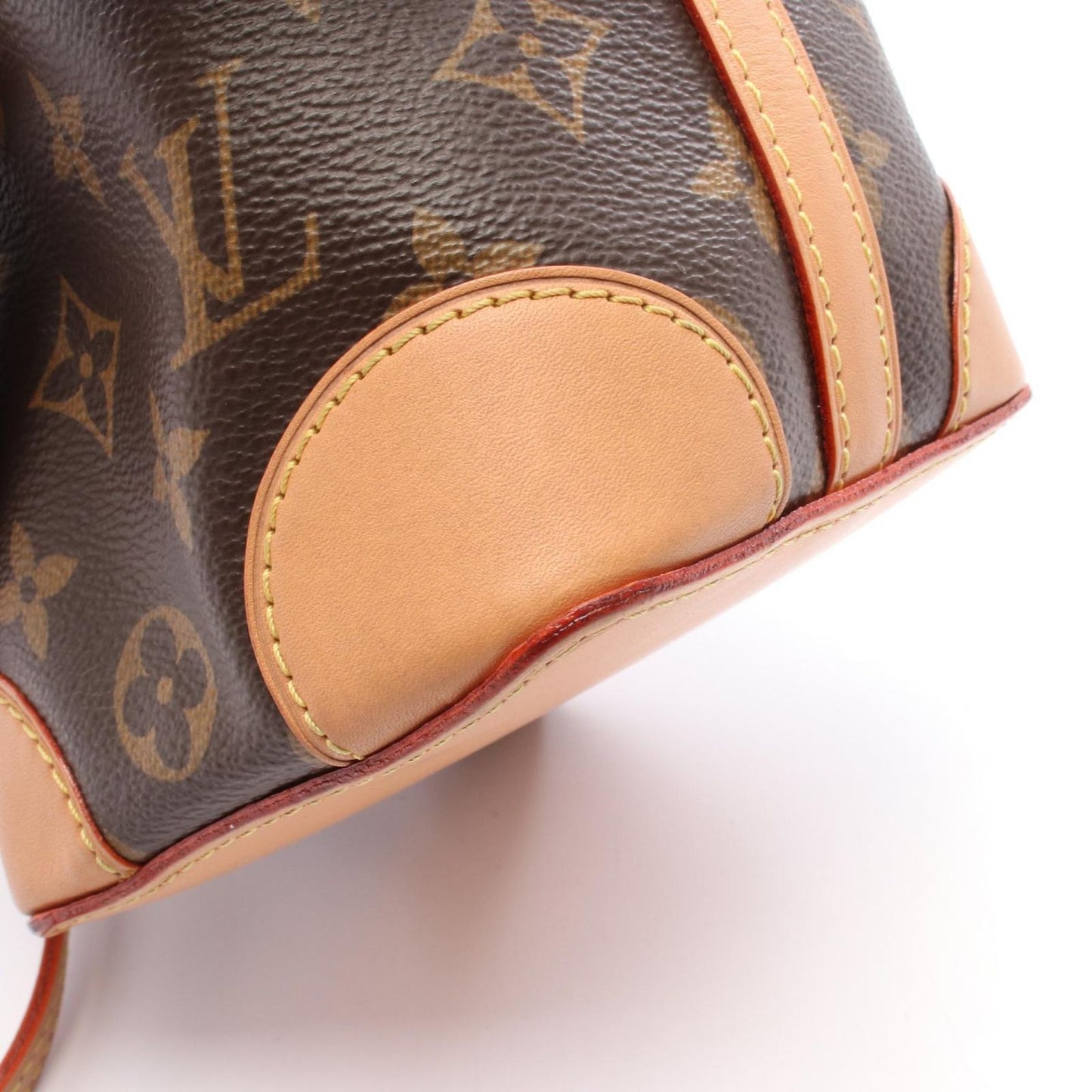 Louis Vuitton Noé Purse Shoulder Bag - Timeless Elegance