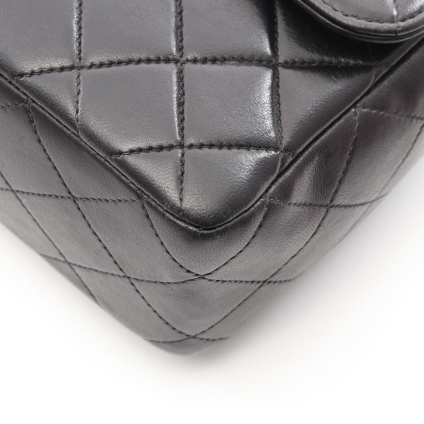CHANEL Matelassé Handbag in Black Lambskin - Timeless Elegance