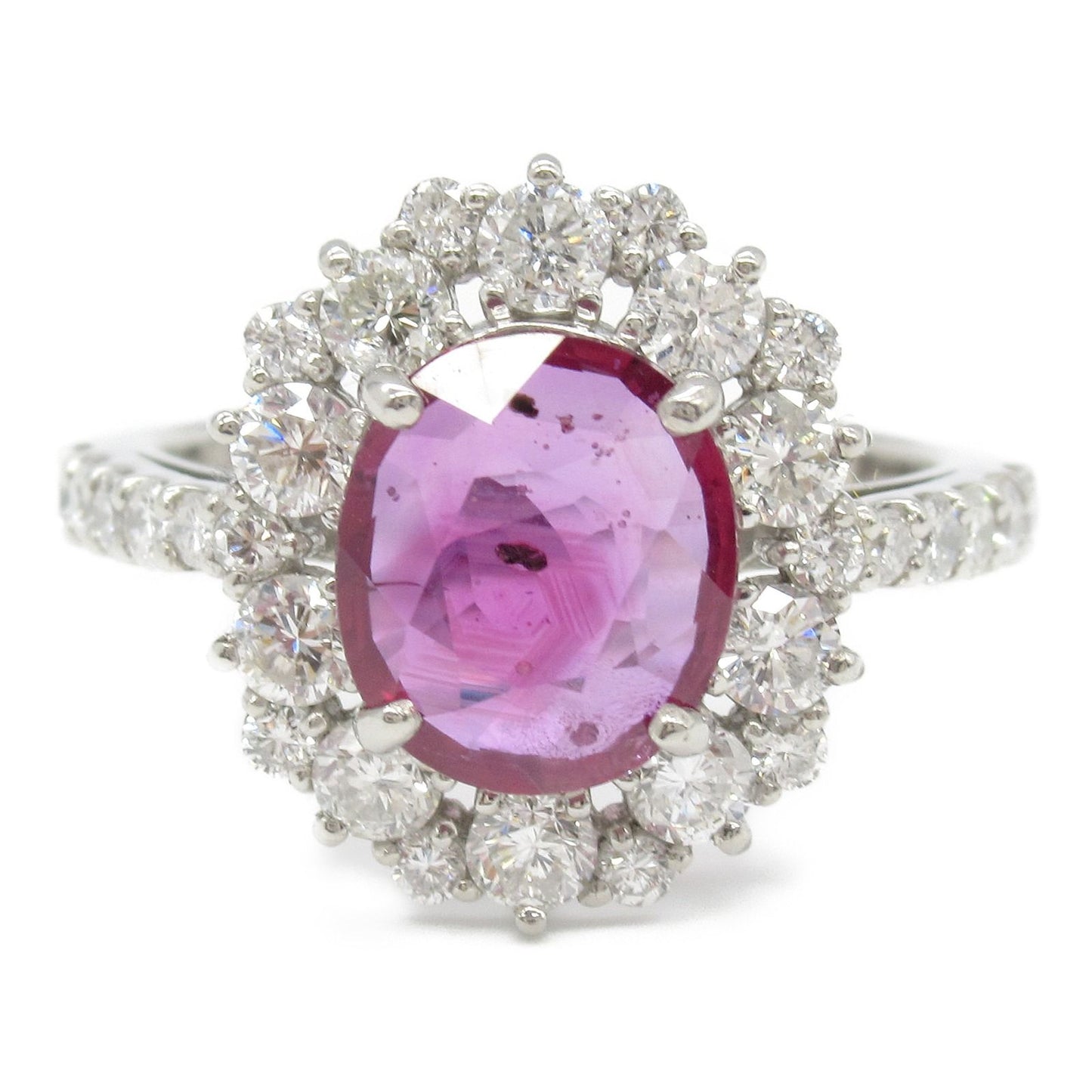 Exquisite Ruby and Diamond Ring in Platinum - A Timeless Treasure