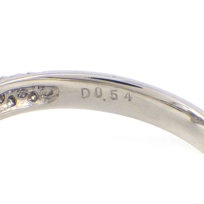 Exquisite Pear Shape Diamond Floral Motif Ring in Platinum