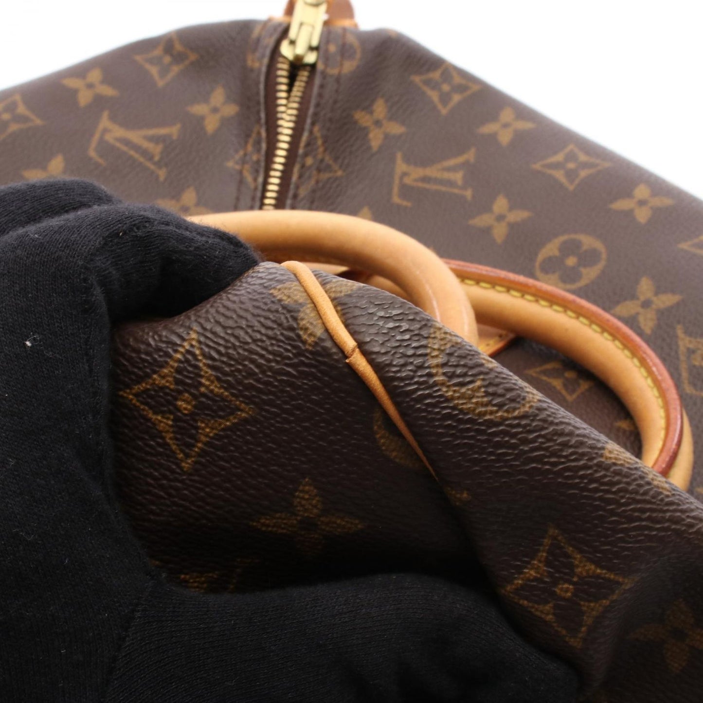 Louis Vuitton Monogram Speedy 35 Handbag - Timeless Elegance