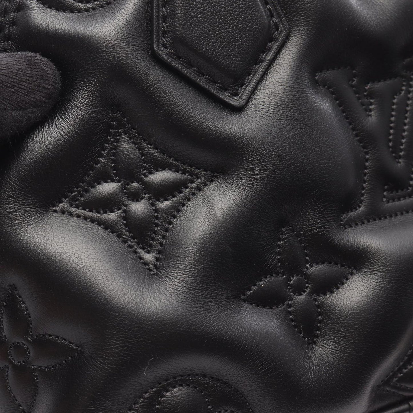 Louis Vuitton Alma Soft BB Bubblegram Handbag in Noir Leather