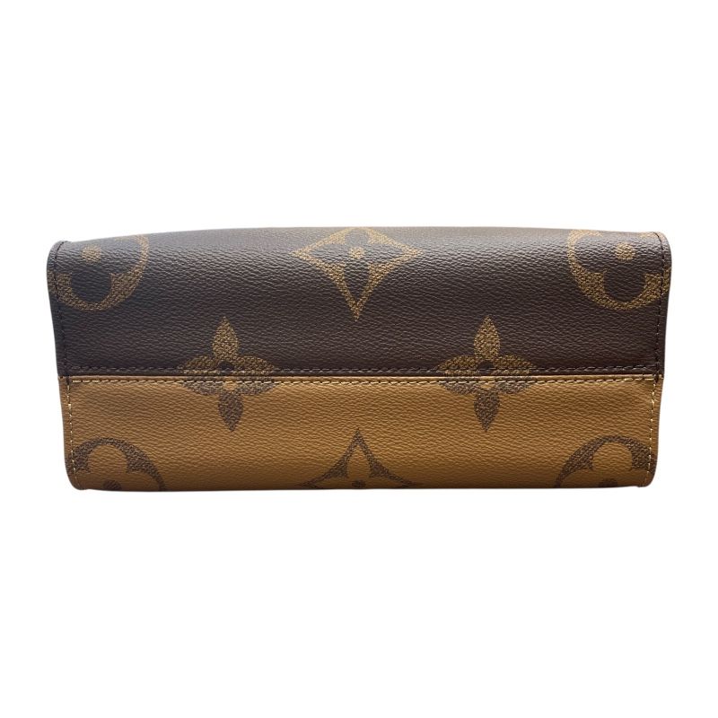 Louis Vuitton OnTheGo PM Monogram Giant Reverse Shoulder Bag