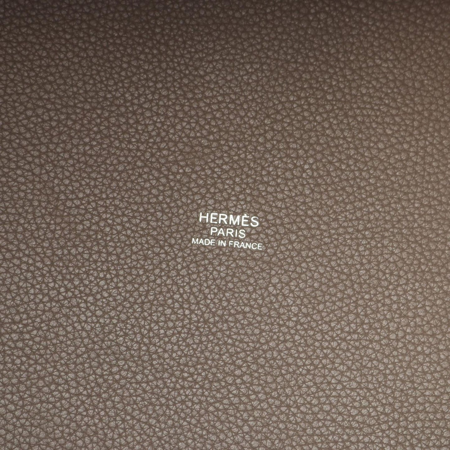 HERMES Picotin Lock MM Handbag in Turtledove Gray - Exquisite Craftsmanship