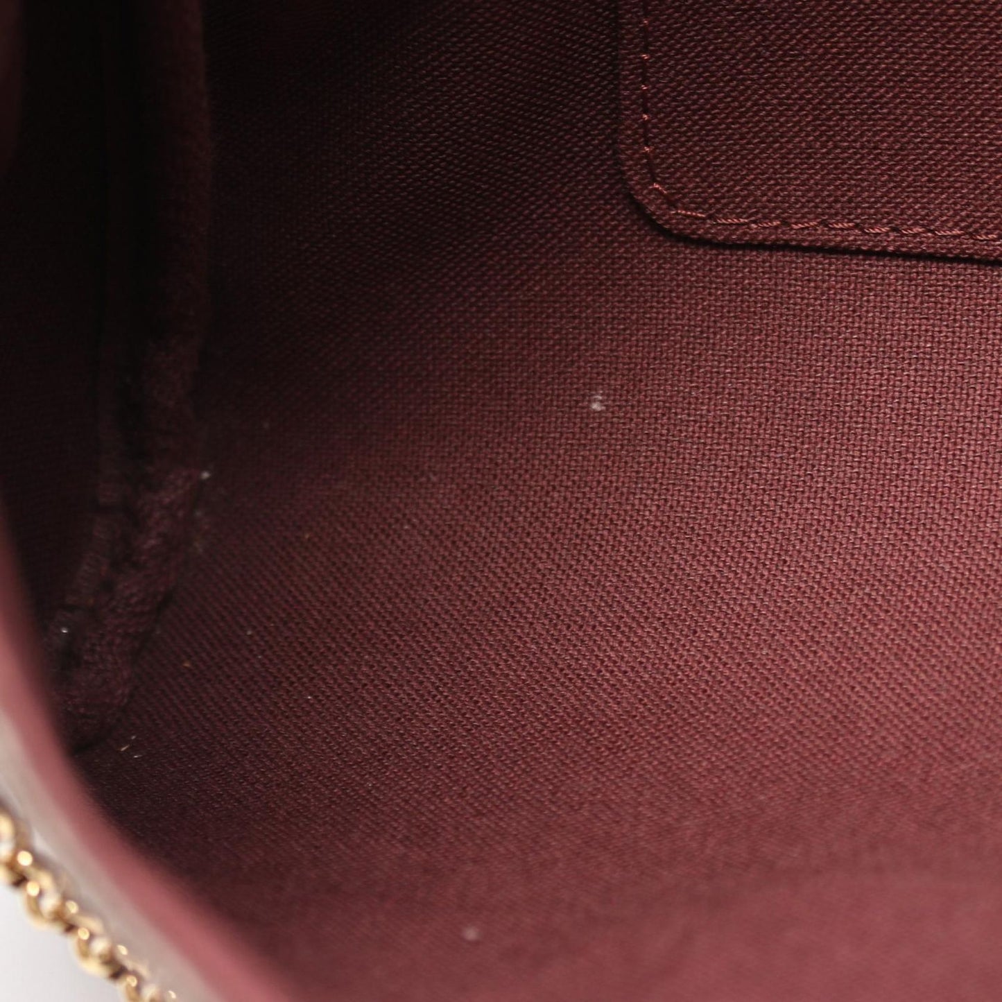 Louis Vuitton Favorite MM Monogram Handbag - Timeless Elegance