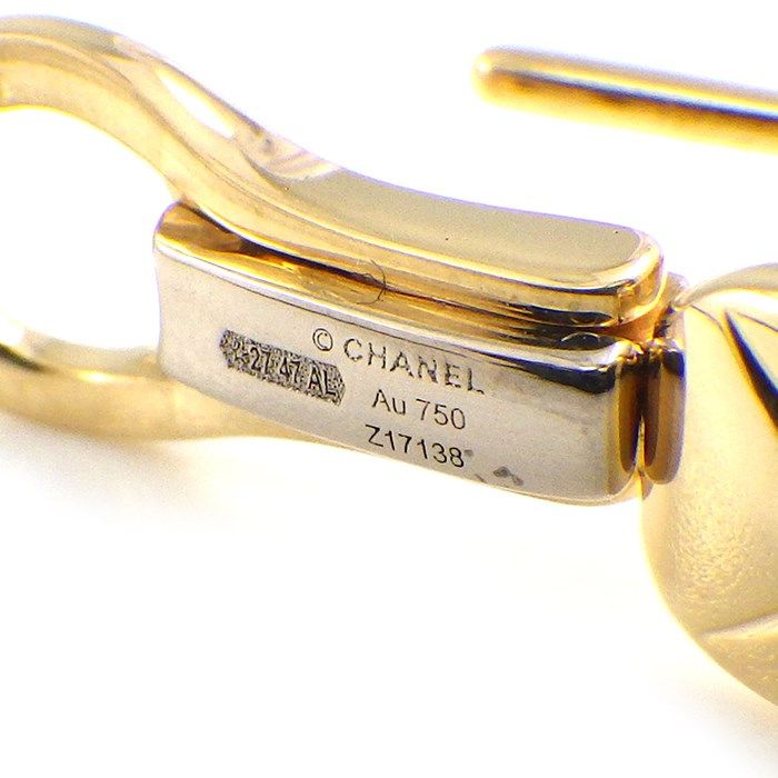 CHANEL Coco Crush Earrings in 18K Yellow Gold - Timeless Elegance