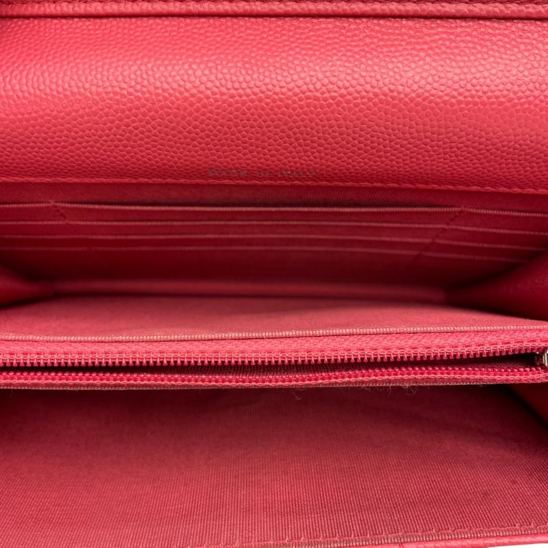 CHANEL Matelassé Chain Shoulder Bag in Pink Caviar Leather