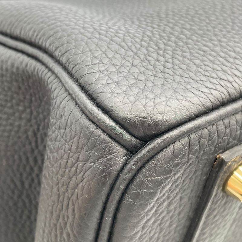 HERMES Birkin 40 Black Togo Handbag with Gold Hardware - Unisex
