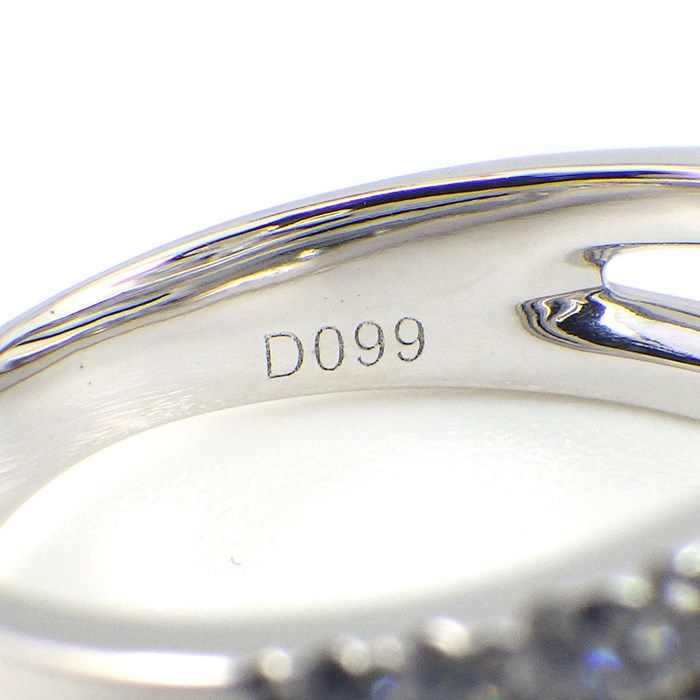 Exquisite Diamond Flower Pave Ring in K18 White Gold - 0.99ct