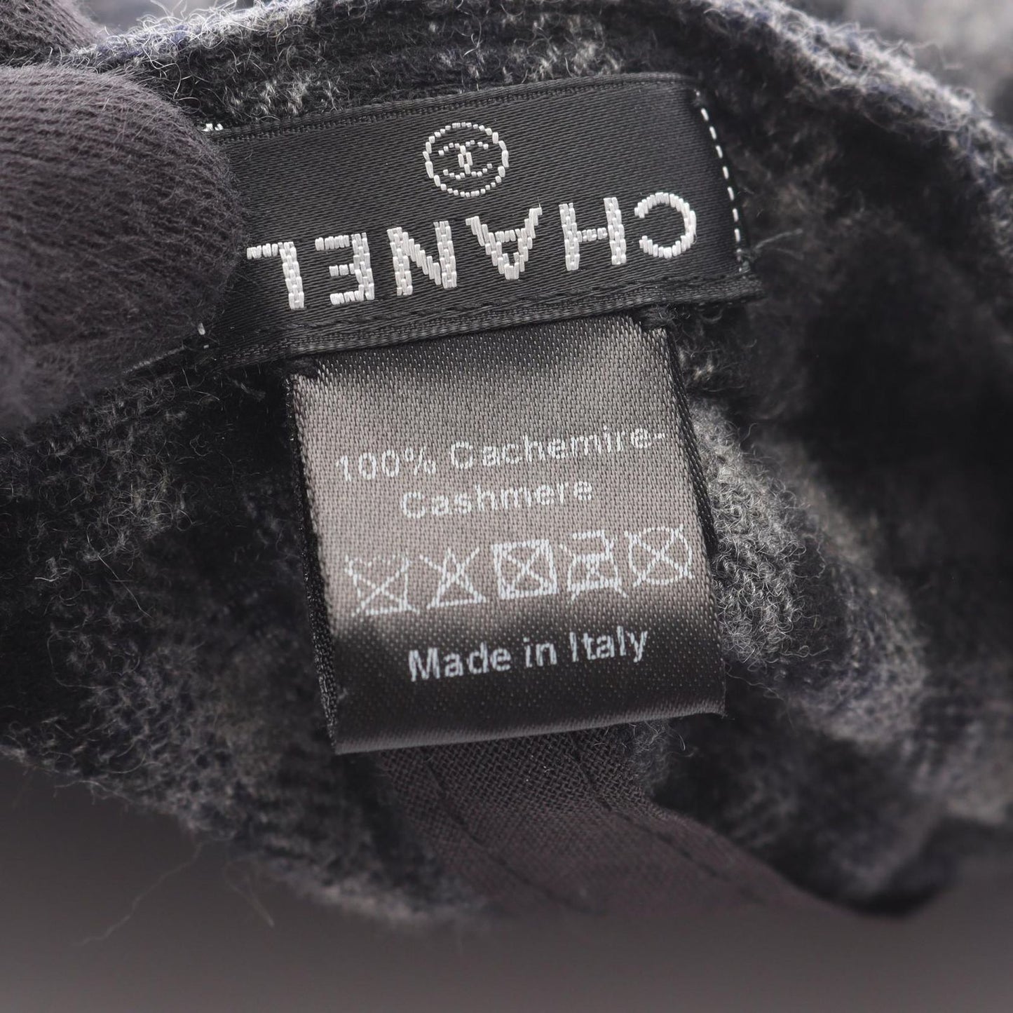 CHANEL Coco Mark Check Cap - Exquisite Cashmere Elegance