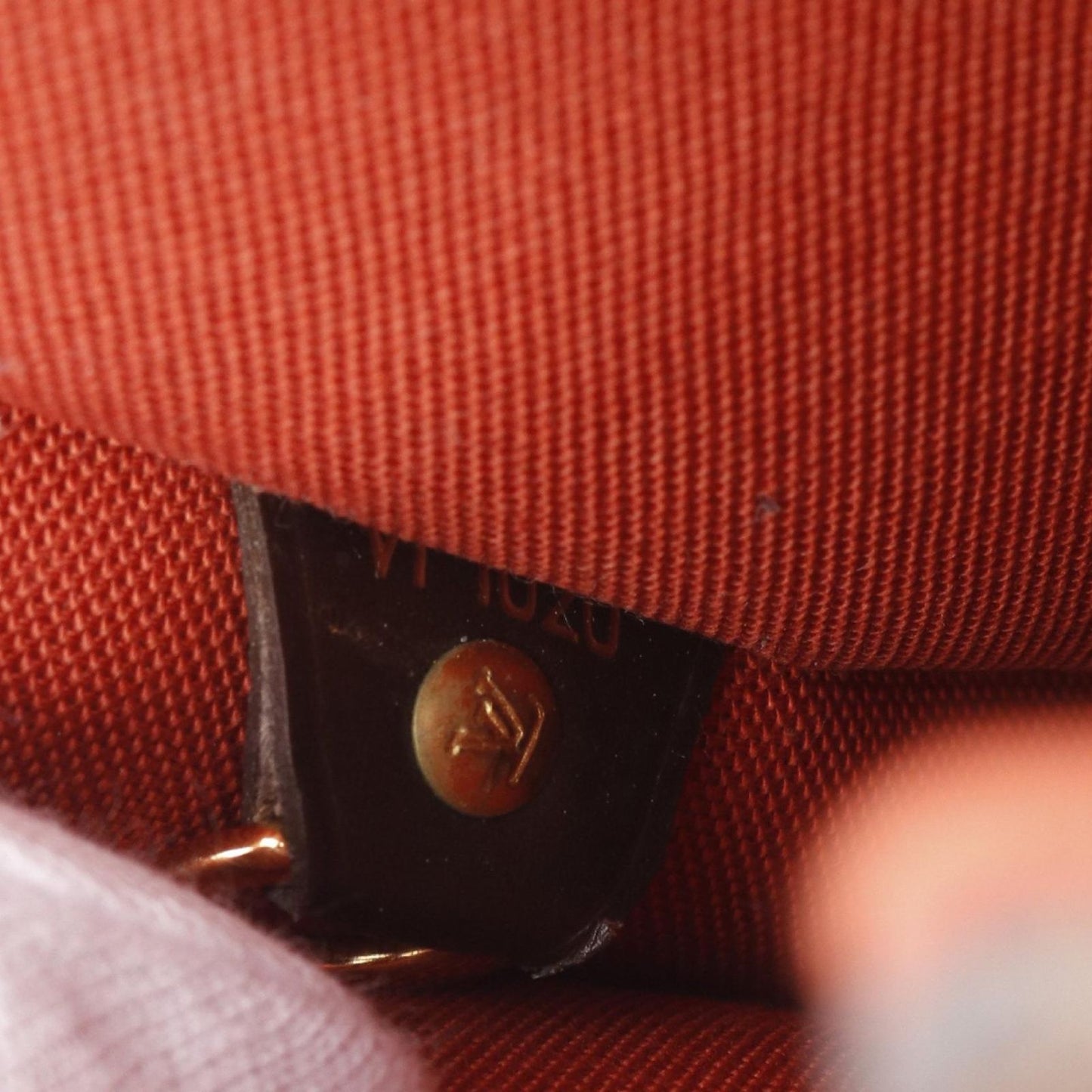 Louis Vuitton Portobello Shoulder Bag - Exquisite Craftsmanship